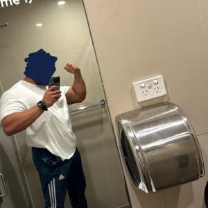 44356722.jpg