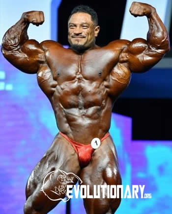 roelly_winklaar_breaks_leg