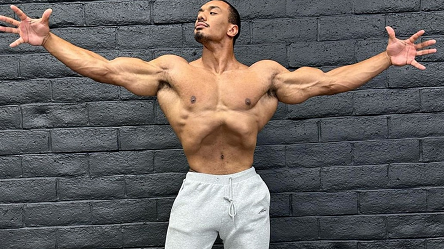Larry Wheels Arms out